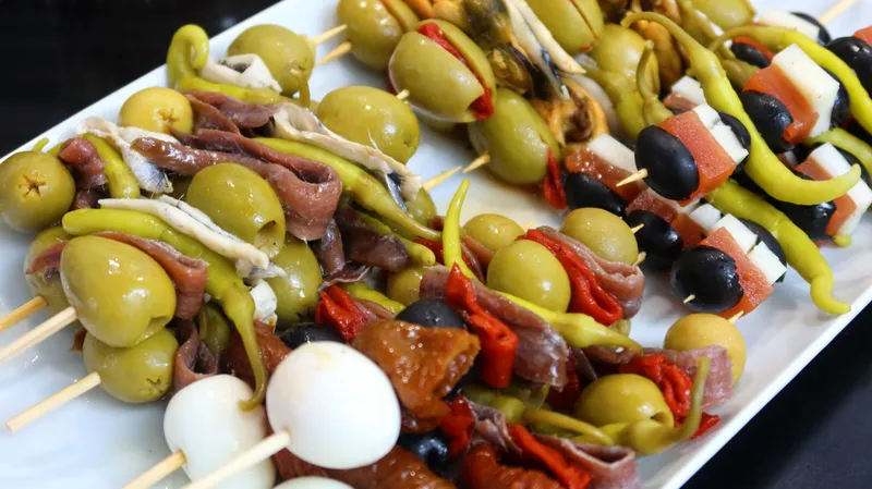 Estación de gildas variadas — Barra Gourmet · Peña el Kanguro